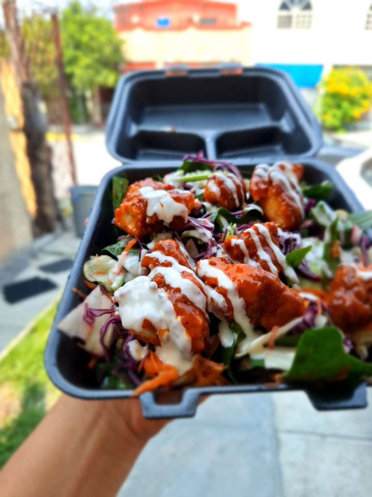 Lafondita Banquetes Boneless